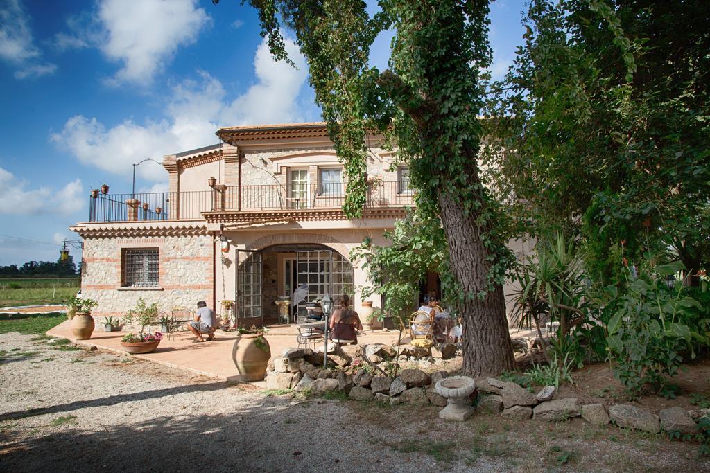 Don Carlo Agriturismo Di Charme Bio Villa Le Pioppe Exterior photo